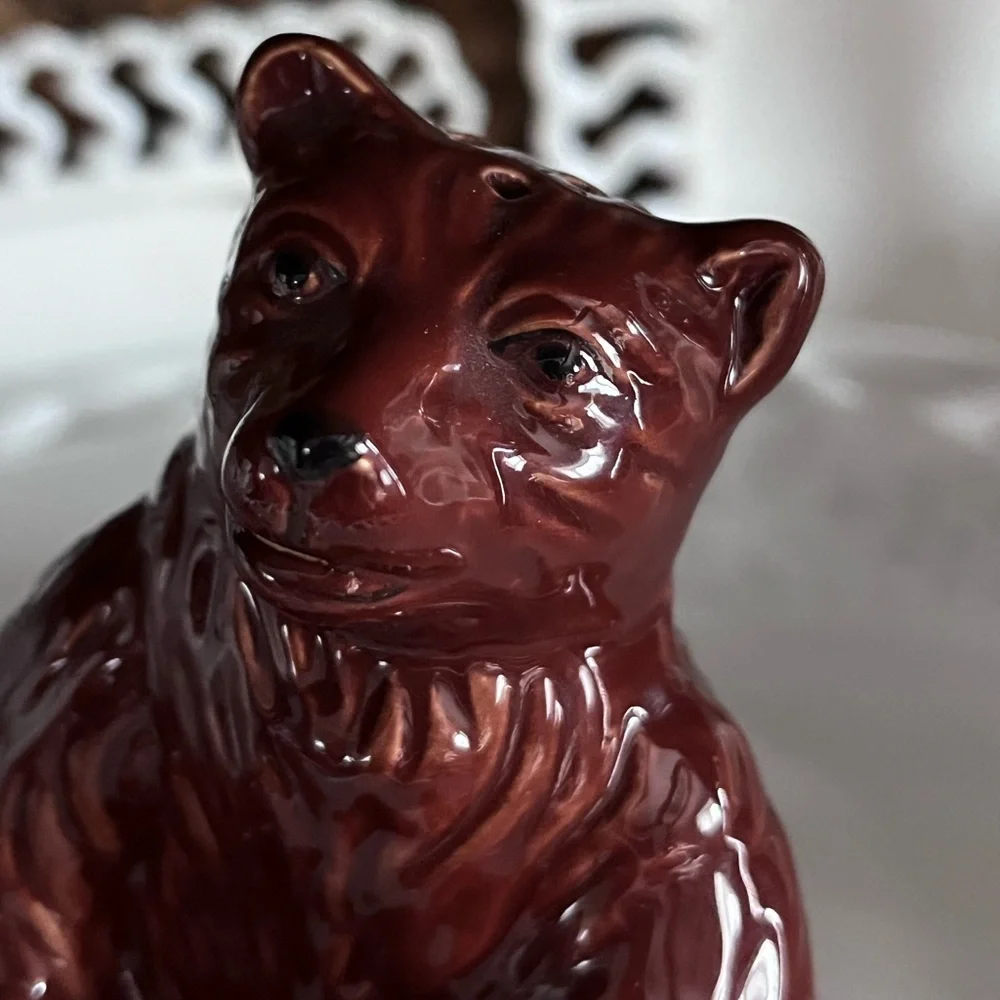 Charming Brown Bear and Cub Salt & Pepper Shaker Set Ceramic